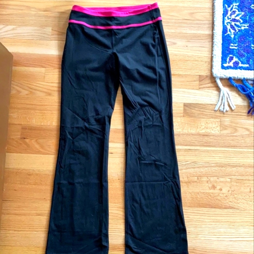 VSX Victoria’s Secret Flare Yoga Pants